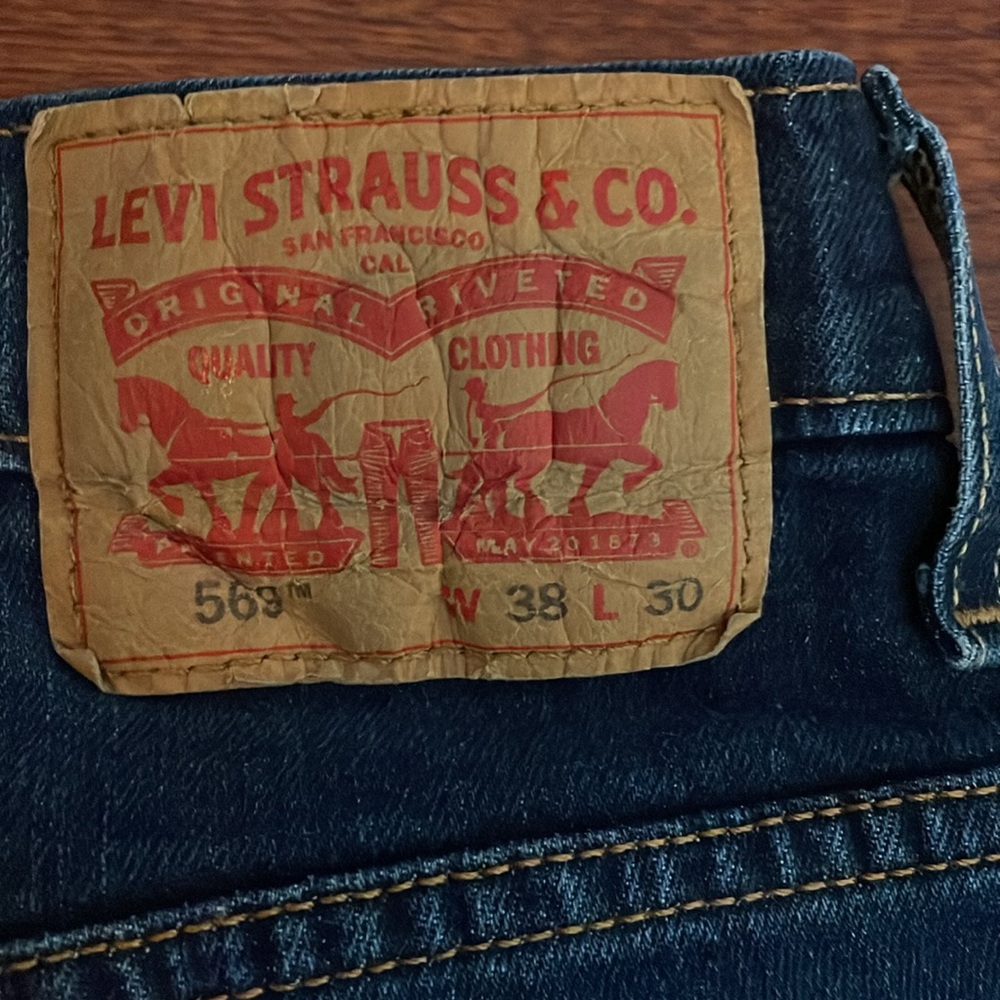 Levi’s men’s 569 38x30 - Picture 4 of 5